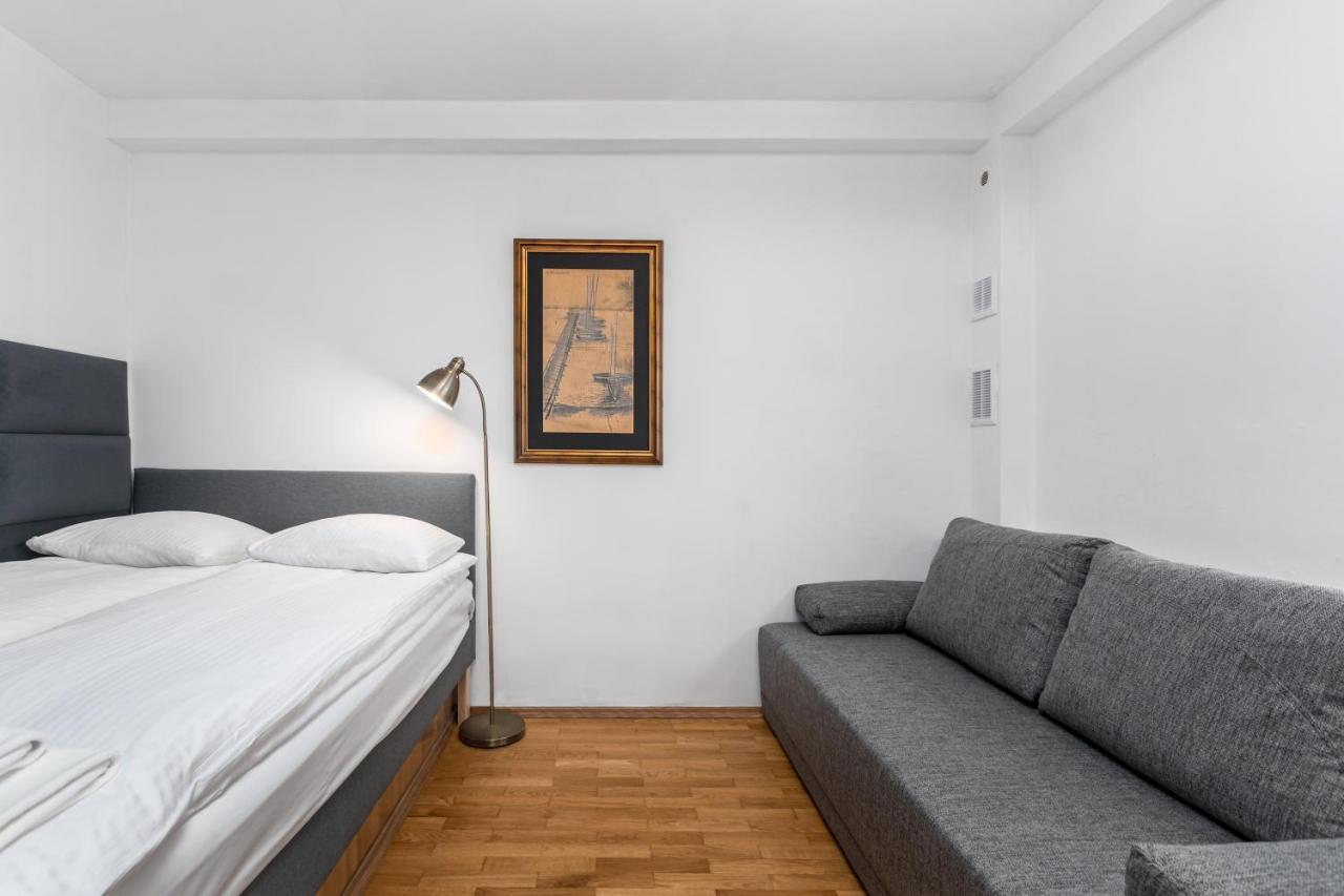 Studio E. Plater With Ac By Your Freedom Warsaw Exterior photo